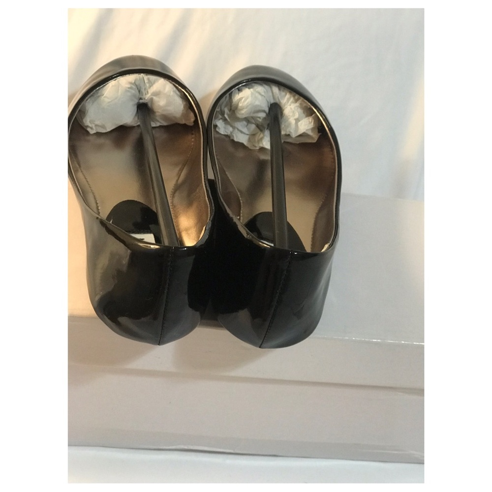 SOLD Steve Madden - Heaven Blk - Picture 4 of 6